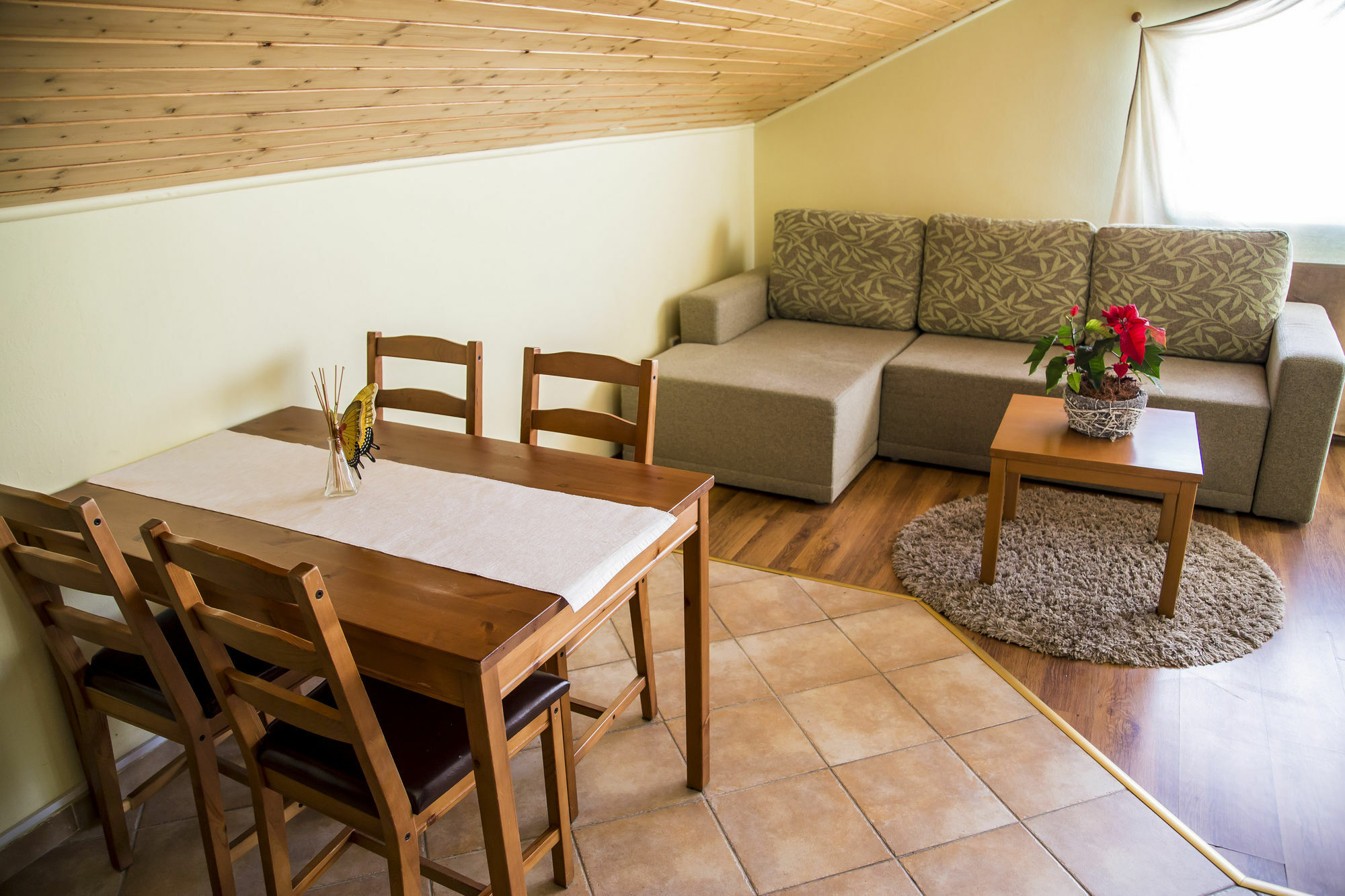 Pension Vila Mery Poprad Luaran gambar