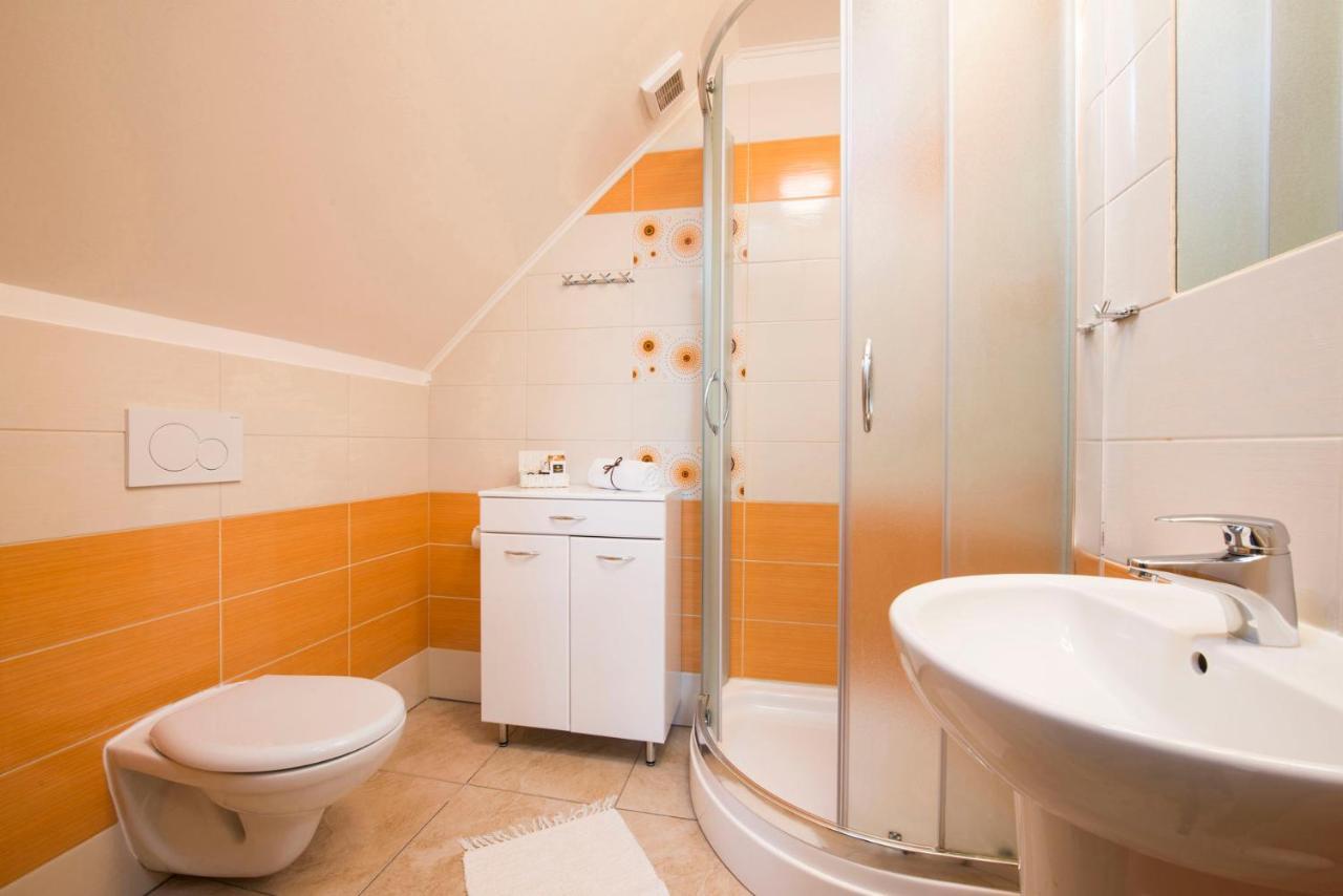 Pension Vila Mery Poprad Luaran gambar